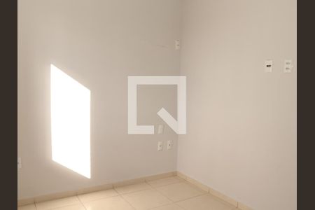 Quarto de apartamento para alugar com 2 quartos, 55m² em Setor Negrão de Lima, Goiânia