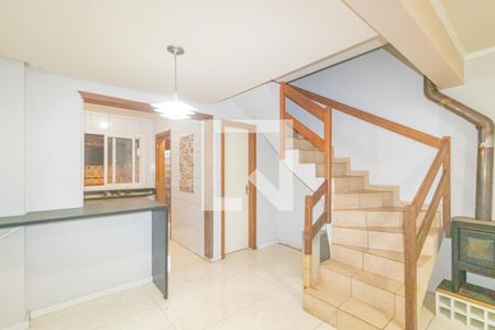 Sala de casa de condomínio para alugar com 2 quartos, 60m² em Fátima, Canoas