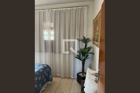 Quarto de casa à venda com 6 quartos, 186m² em Pousada Santo Antonio, Belo Horizonte