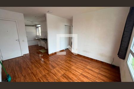 Sala de apartamento para alugar com 2 quartos, 65m² em Santa Cruz, Rio de Janeiro