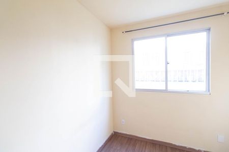 Quarto 2 de apartamento para alugar com 2 quartos, 42m² em Senador Vasconcelos, Rio de Janeiro