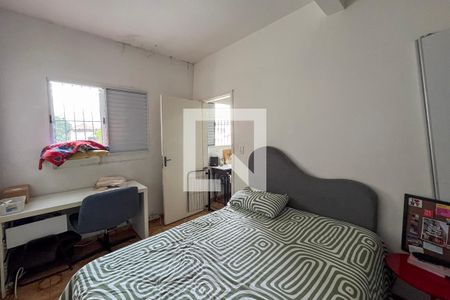 Casa 1 - Quarto 1 de casa de condomínio à venda com 5 quartos, 239m² em Vila Brasilina, São Paulo