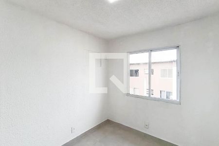 Quarto 1 de apartamento para alugar com 2 quartos, 42m² em Senador Vasconcelos, Rio de Janeiro