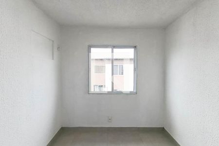 Quarto 1 de apartamento para alugar com 2 quartos, 42m² em Senador Vasconcelos, Rio de Janeiro