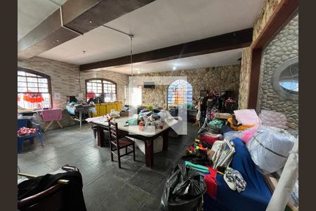 Sala de casa à venda com 3 quartos, 404m² em Portuguesa, Rio de Janeiro