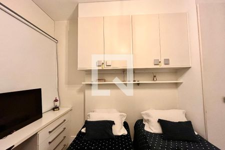 Quarto 1 de apartamento para alugar com 3 quartos, 130m² em Leblon, Rio de Janeiro