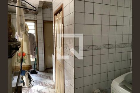 Casa à venda com 4 quartos, 200m² em Mirandópolis, São Paulo