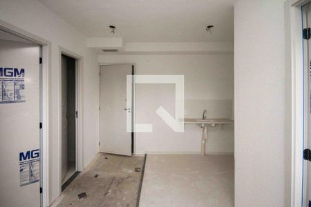 Sala de apartamento para alugar com 2 quartos, 32m² em Quinta da Paineira, São Paulo