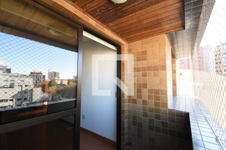 Sacada da Sala de apartamento para alugar com 2 quartos, 62m² em Batel, Curitiba