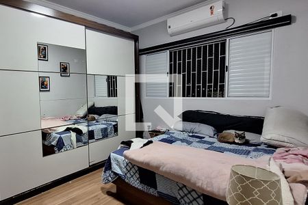 Quarto 1 de casa à venda com 3 quartos, 240m² em Vila Assunção, Santo André