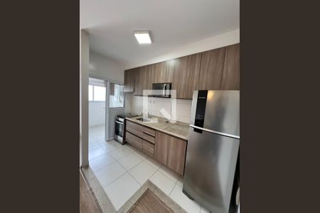 Cozinha de apartamento para alugar com 1 quarto, 50m² em Empresarial 18 do Forte, Barueri