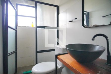 Banheiro de kitnet/studio para alugar com 1 quarto, 35m² em Nova Sapucaia, Sapucaia do Sul