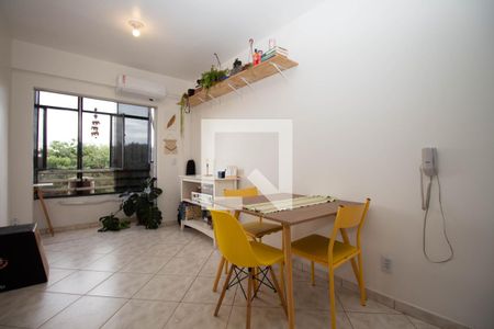 Sala de apartamento para alugar com 1 quarto, 54m² em Riacho Fundo I, Brasília