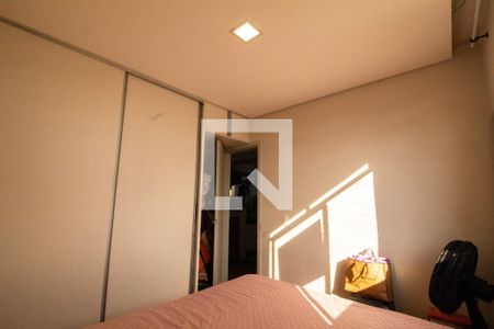 Quarto 01  de apartamento à venda com 2 quartos, 43m² em Camargos, Belo Horizonte