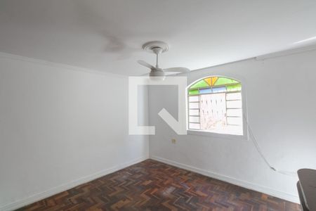Quarto de casa para alugar com 2 quartos, 140m² em Santa Monica, Belo Horizonte