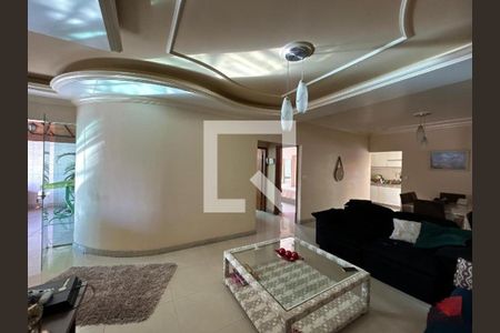 Sala de casa à venda com 2 quartos, 80m² em Vila Sao Tomas, Belo Horizonte