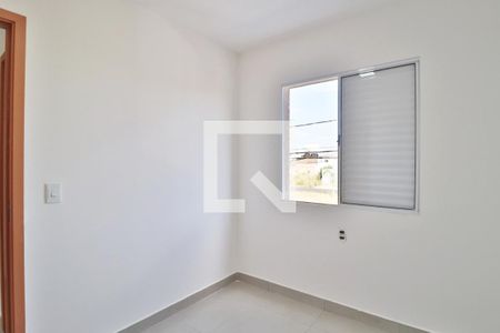 Quarto 1 de apartamento para alugar com 2 quartos, 67m² em Novo Mundo, Uberlândia