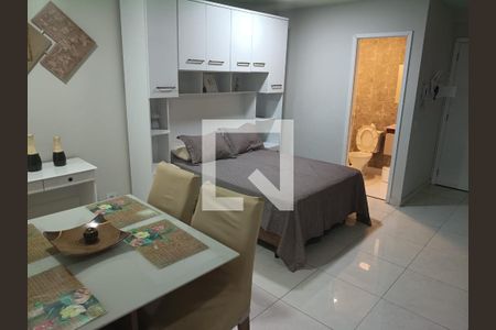 Sala / Quarto de kitnet/studio para alugar com 1 quarto, 38m² em Macedo, Guarulhos