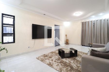 Sala de casa para alugar com 3 quartos, 250m² em Jardim Patricia, Uberlândia