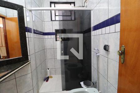 Banheiro Social de casa para alugar com 3 quartos, 250m² em Jardim Patricia, Uberlândia