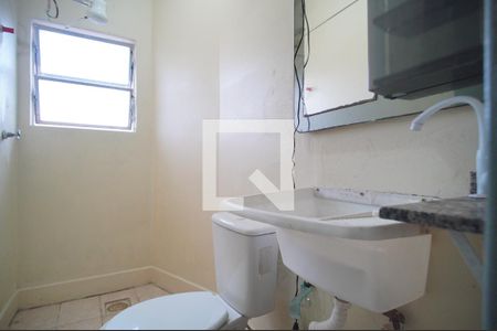 Banheiro de kitnet/studio para alugar com 1 quarto, 35m² em Nova Sapucaia, Sapucaia do Sul