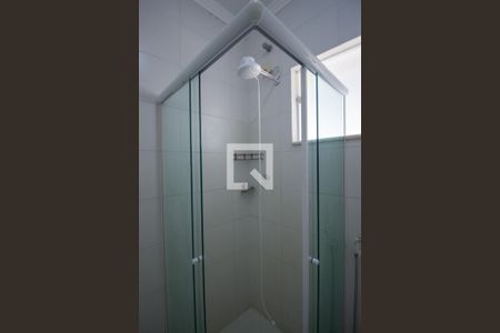 Banheiro da Suíte de casa de condomínio para alugar com 3 quartos, 100m² em Horto Florestal, Sorocaba