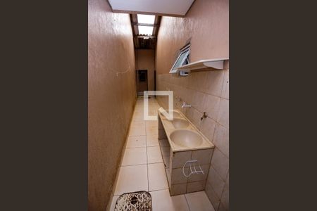 Casa à venda com 2 quartos, 200m² em Taguatinga, Brasília