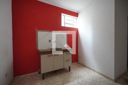 Cozinha de kitnet/studio para alugar com 1 quarto, 28m² em Liberdade, São Paulo