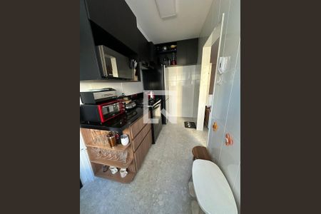 Cozinha de apartamento à venda com 3 quartos, 106m² em Vila Paris, Belo Horizonte