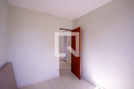 Quarto 1 de apartamento para alugar com 2 quartos, 50m² em Arsenal, São Gonçalo