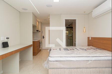 Quarto de kitnet/studio para alugar com 1 quarto, 25m² em Santo Amaro, São Paulo