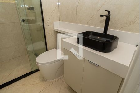 Banheiro de kitnet/studio para alugar com 1 quarto, 25m² em Santo Amaro, São Paulo