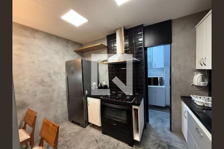 Cozinha de apartamento para alugar com 2 quartos, 80m² em Copacabana, Rio de Janeiro