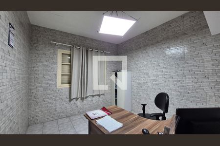 Quarto de casa à venda com 3 quartos, 240m² em Santa Terezinha, Santo André