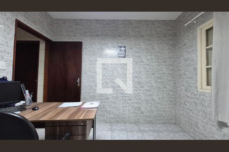 Quarto de casa à venda com 3 quartos, 240m² em Santa Terezinha, Santo André