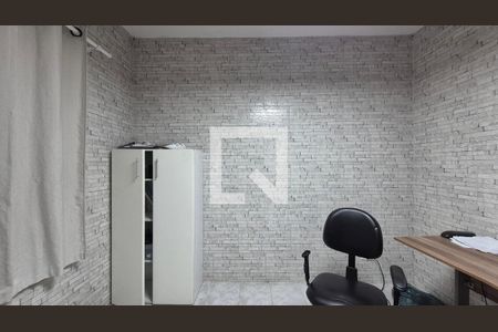 Quarto de casa à venda com 3 quartos, 240m² em Santa Terezinha, Santo André