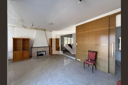 Casa para alugar com 6 quartos, 459m² em Pacaembu, São Paulo