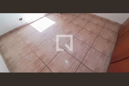 Casa 1 - Quarto 1 de casa à venda com 8 quartos, 270m² em Bela Vista, Osasco