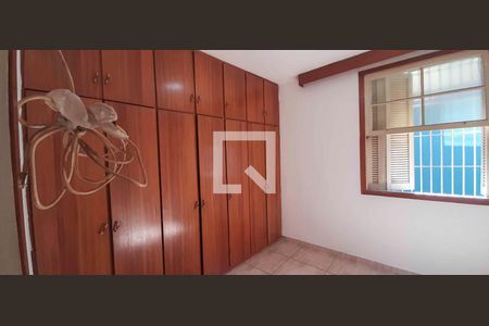 Casa 1 - Quarto 1 de casa à venda com 8 quartos, 270m² em Bela Vista, Osasco