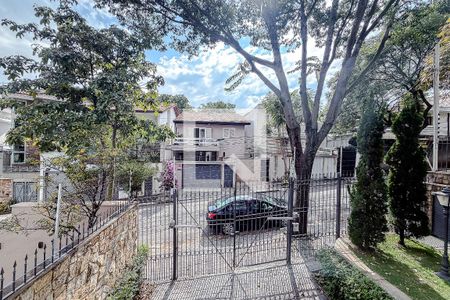 Vista da Sala de casa à venda com 4 quartos, 400m² em Jardim da Gloria, São Paulo