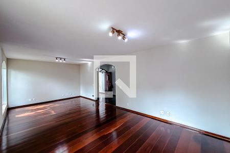 Sala de casa à venda com 4 quartos, 400m² em Jardim da Gloria, São Paulo