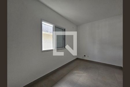 Casa de Condomínio para alugar com 2 quartos, 79m² em Vila Santo Antônio, Guarujá