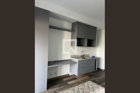 Cozinha de apartamento para alugar com 1 quarto, 21m² em Indianópolis, São Paulo