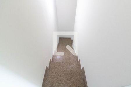 Escada de casa para alugar com 3 quartos, 144m² em Campo Grande, Rio de Janeiro