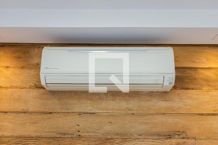 Sala e varanda extendida de apartamento à venda com 2 quartos, 85m² em Jardim Santo Elias, São Paulo