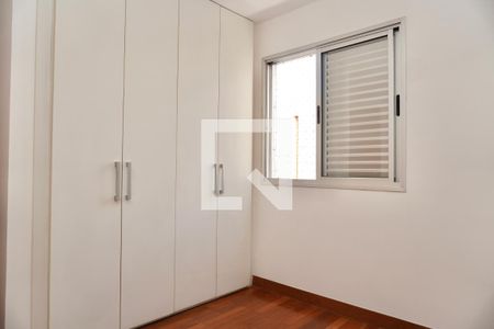 Quarto 2 de apartamento para alugar com 3 quartos, 85m² em Funcionários, Belo Horizonte
