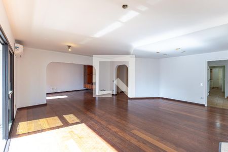 Sala de apartamento para alugar com 3 quartos, 200m² em Moema, São Paulo