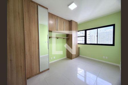 Suíte de apartamento à venda com 2 quartos, 75m² em Barra da Tijuca, Rio de Janeiro