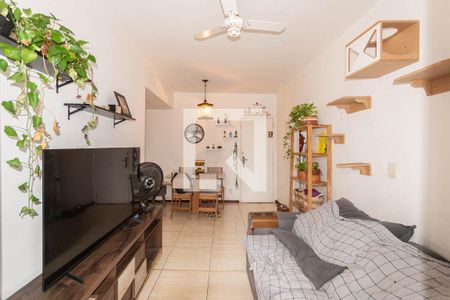 Sala de apartamento para alugar com 2 quartos, 55m² em Mangueira, Rio de Janeiro