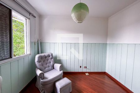 Casa de Condomínio à venda com 3 quartos, 170m² em Jardim das Esmeraldas, São Paulo